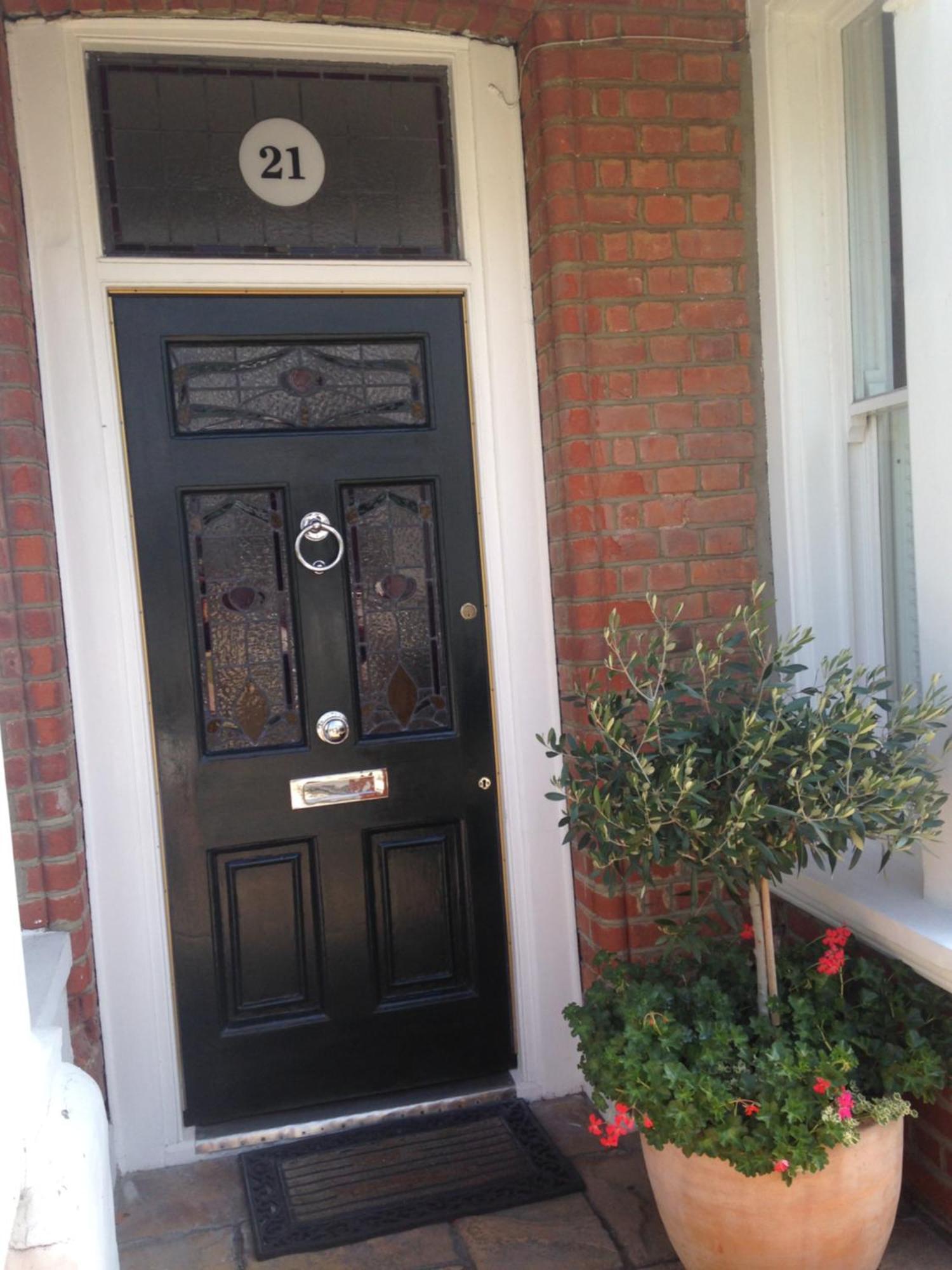 Wimbledon Park Bed & Breakfast London Eksteriør billede