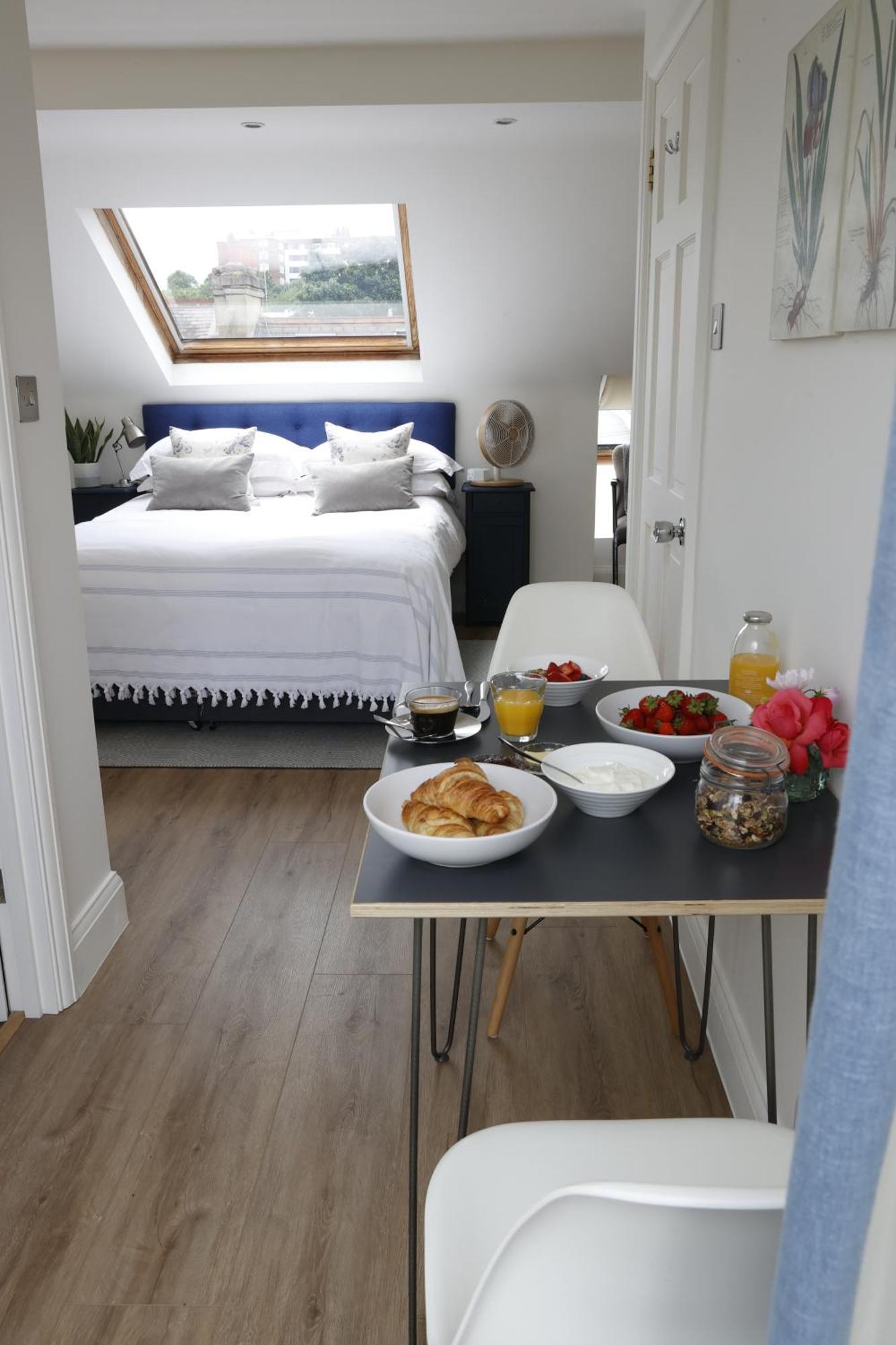 Wimbledon Park Bed & Breakfast London Eksteriør billede