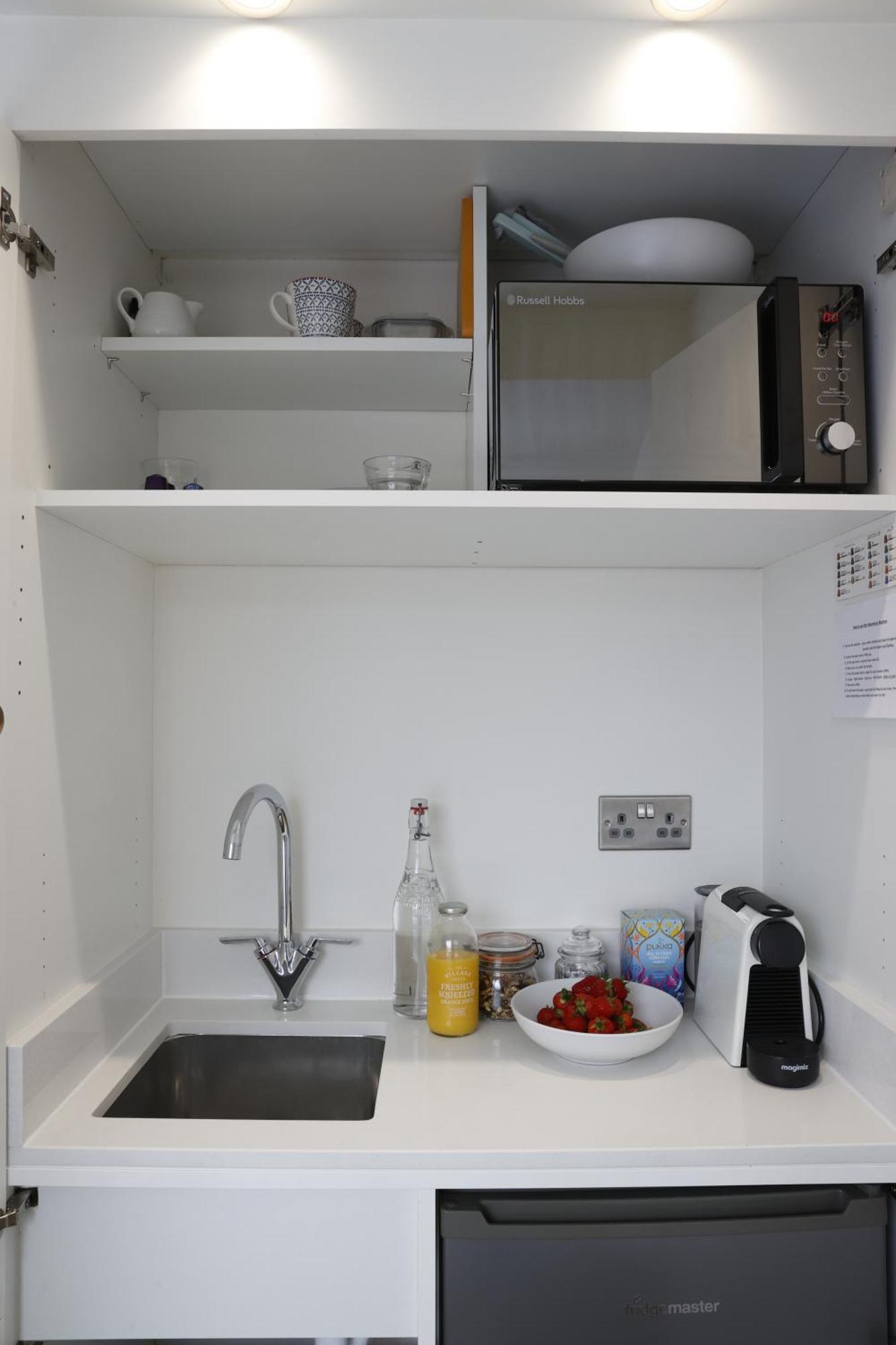 Wimbledon Park Bed & Breakfast London Eksteriør billede